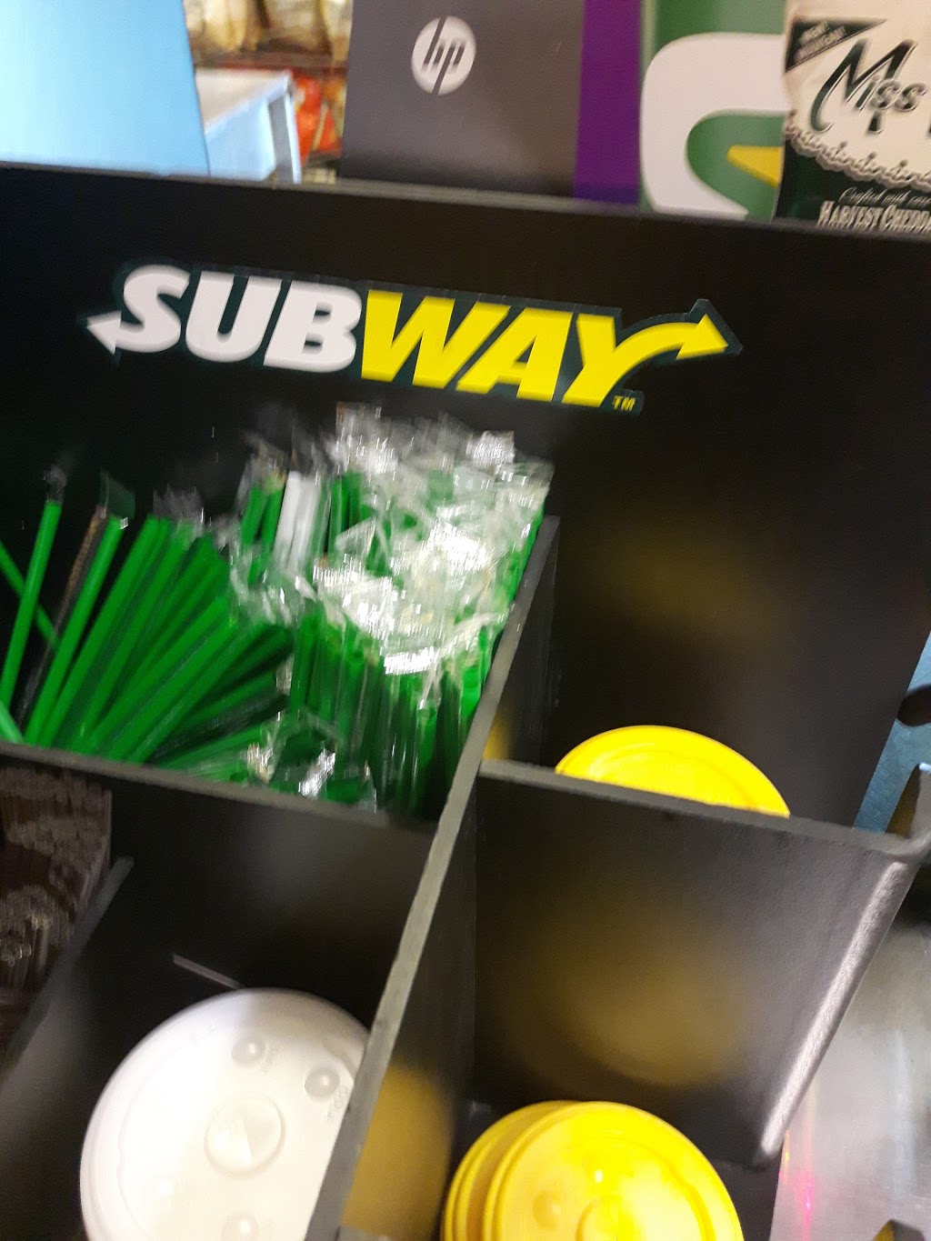 Subway | 847 Barton St E, Hamilton, ON L8L 3B4, Canada | Phone: (905) 547-7360