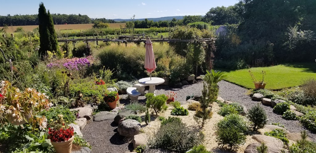 Meadow View Gardens | 1521 Bowmanton Rd, Roseneath, ON K0K 2X0, Canada | Phone: (905) 375-8700
