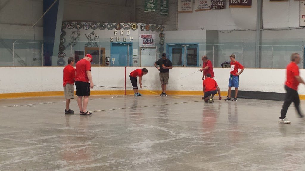 Frontenac Community Arena | 4299 Arena Boundary Rd, Godfrey, ON K0H 1T0, Canada | Phone: (613) 374-2177