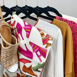 Chic Thrills | 6316 Main St, Whitchurch-Stouffville, ON L4A 1G8, Canada | Phone: (905) 642-3339