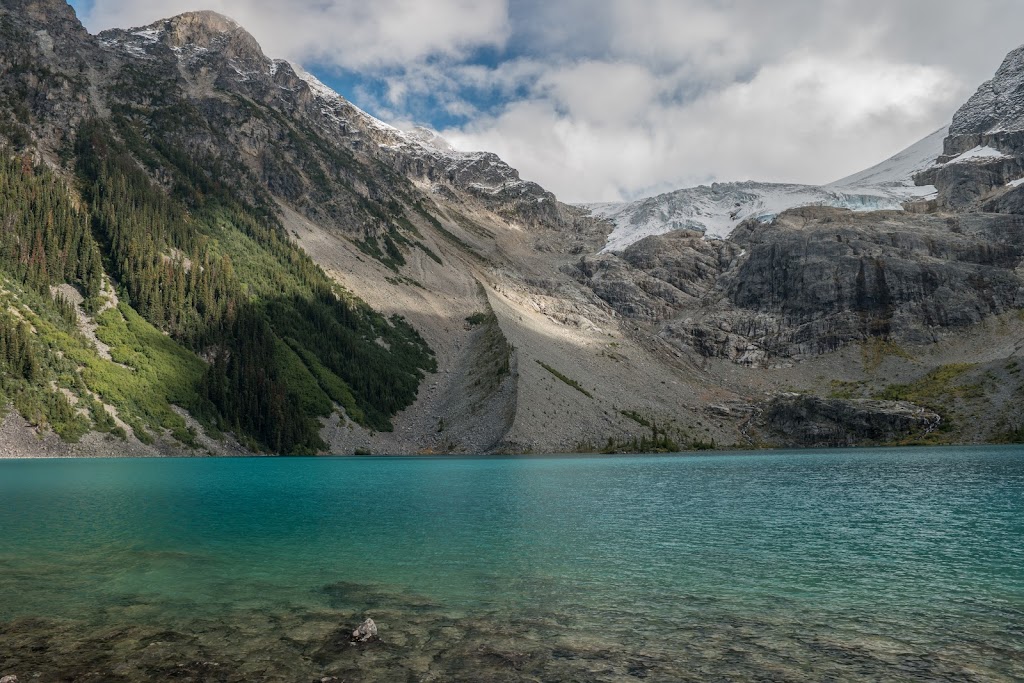 Joffre Lakes Provincial Park | Duffey Lake Rd, Mount Currie, BC V0N 2K0, Canada | Phone: (800) 689-9025