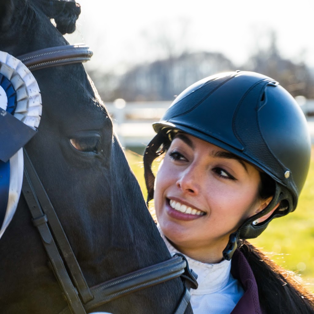 Riverside Equestrian Centre Inc | 13751 Garden City Rd, Richmond, BC V7A 2S5, Canada | Phone: (604) 271-4186