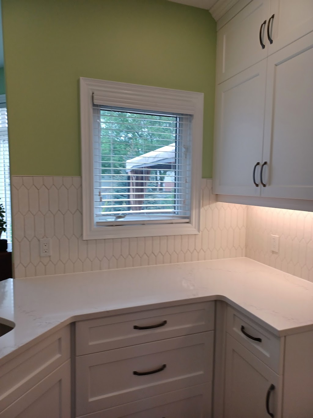 Davey Does It Inc. | 17 Eagle Ln, Cambridge, ON N3C 2V4, Canada | Phone: (519) 653-7905