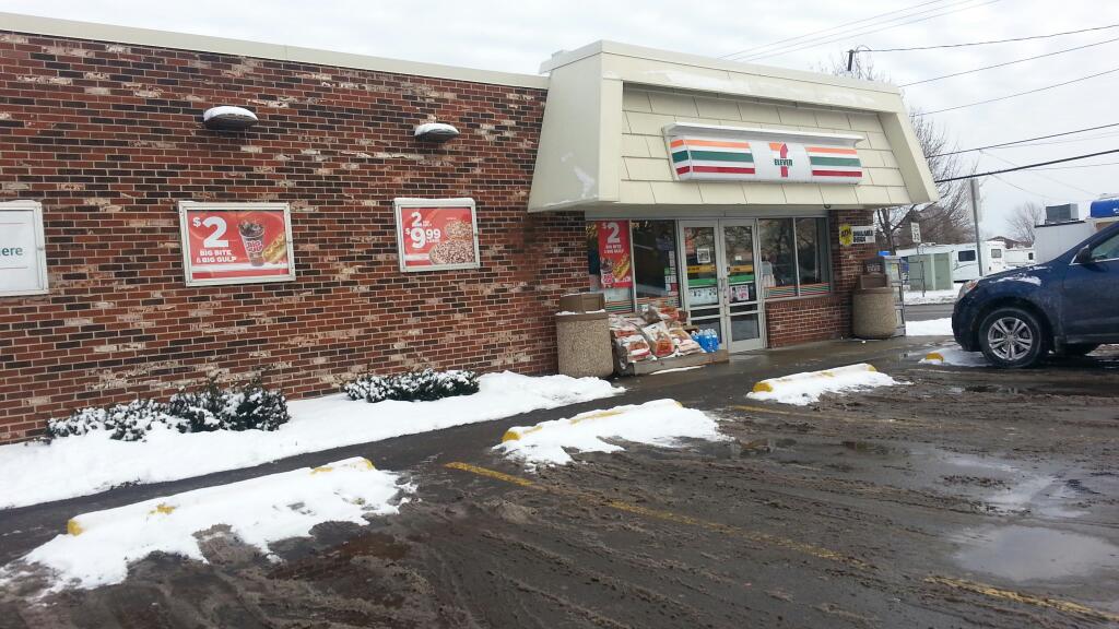 7-Eleven | 7610 Buffalo Ave, Niagara Falls, NY 14304, USA | Phone: (716) 283-2246