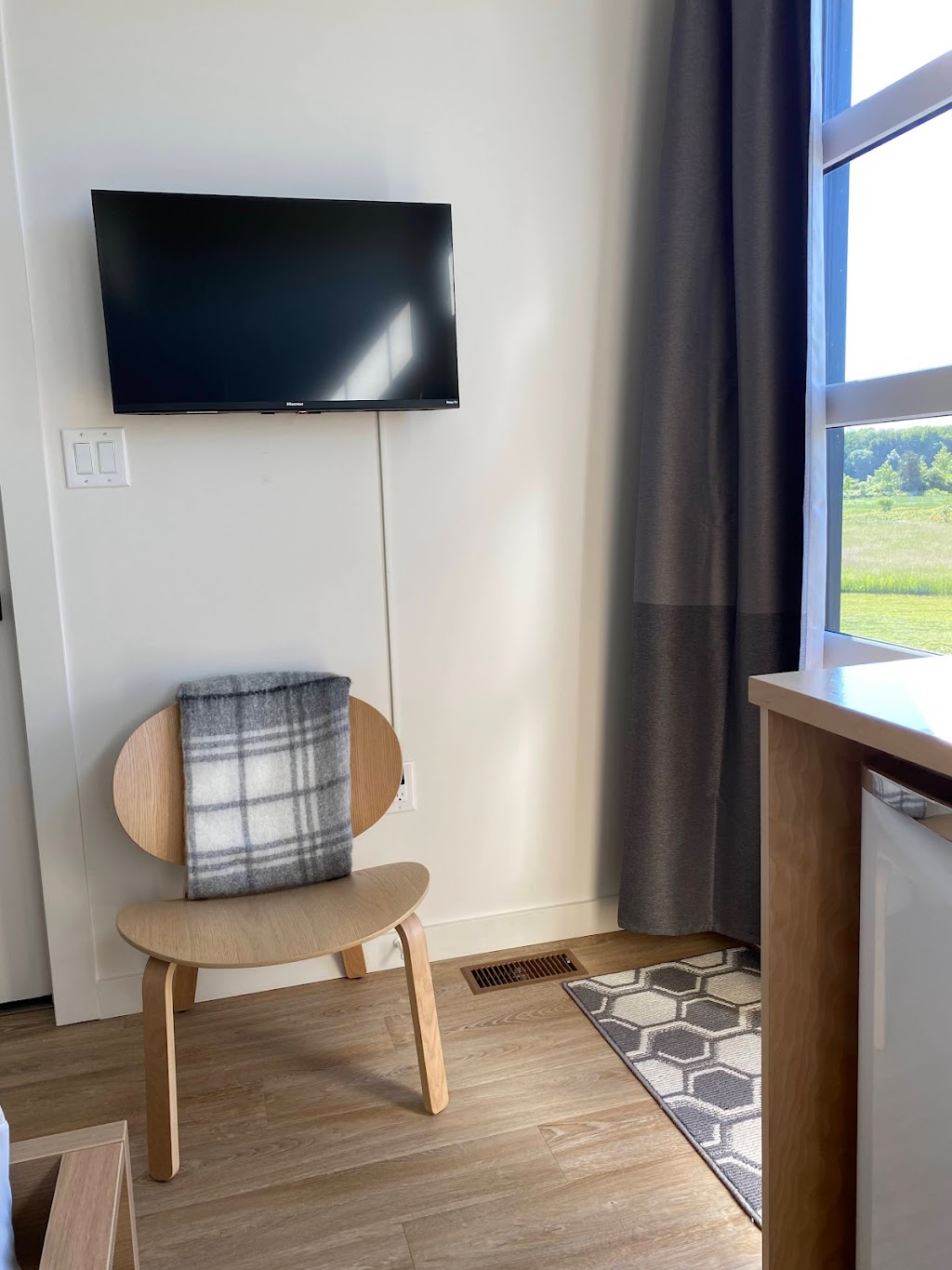 Indergaard Farmstay | 2579 County Rd 4, Prince Edward, ON K0K 1G0, Canada | Phone: (613) 689-7884