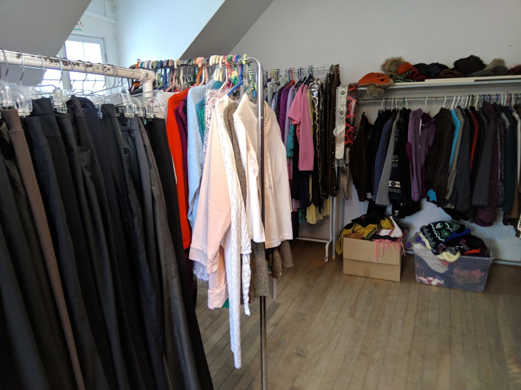 Reiliy House | 302 Rue Principale, Mansonville, QC J0E 1X0, Canada | Phone: (450) 292-3109