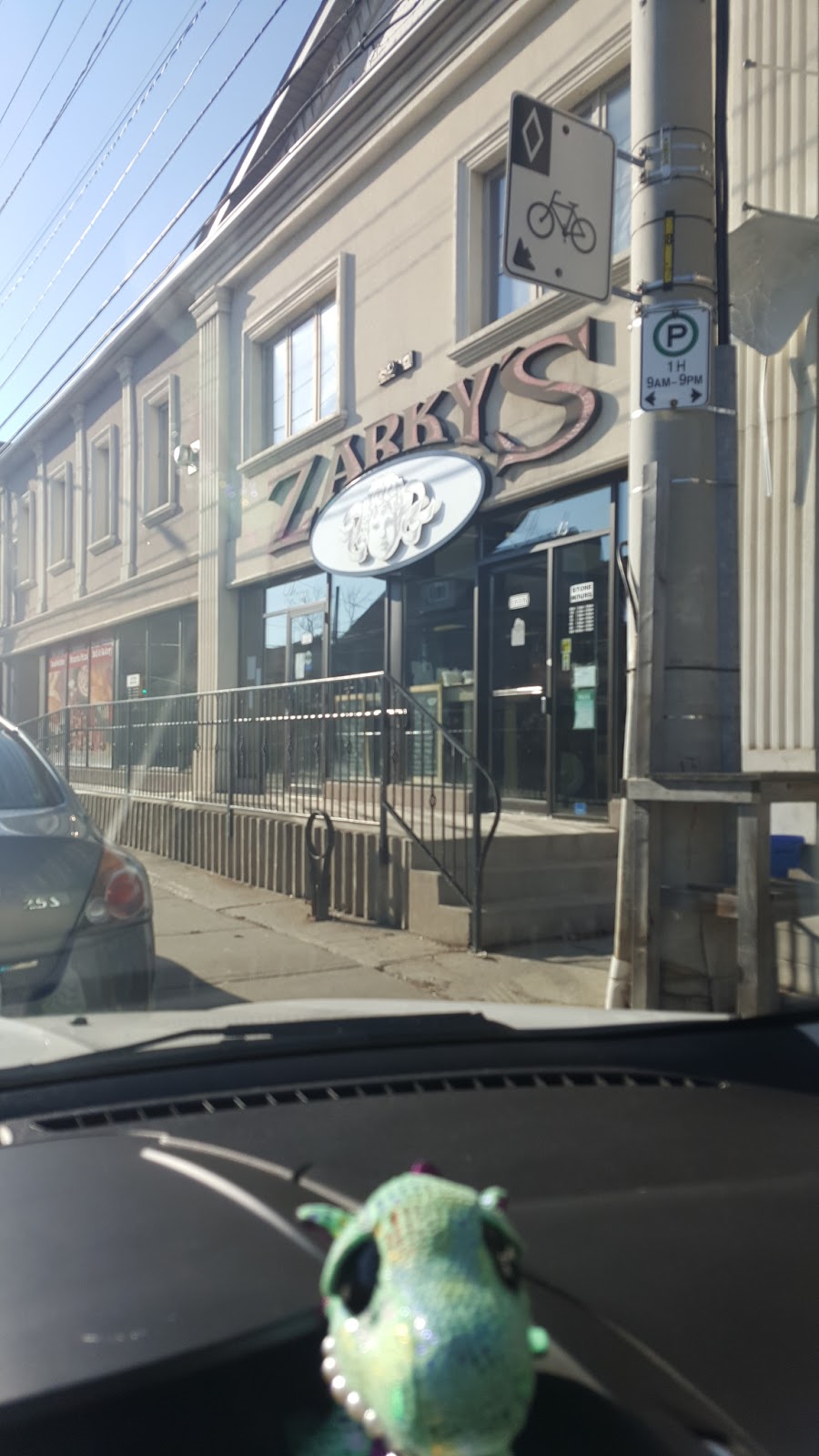Zarkys Fine Foods Ltd | 264 Dundurn St S, Hamilton, ON L8P 4K9, Canada | Phone: (905) 525-6664