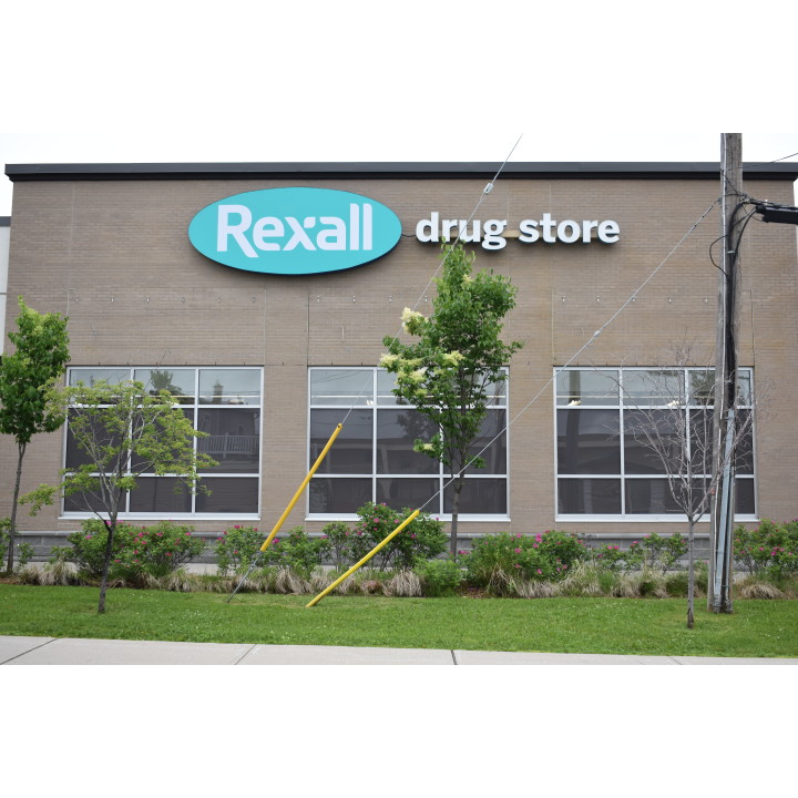 Rexall Drugstore | 2116 Montreal Rd, Gloucester, ON K1J 6M7, Canada | Phone: (613) 741-1489
