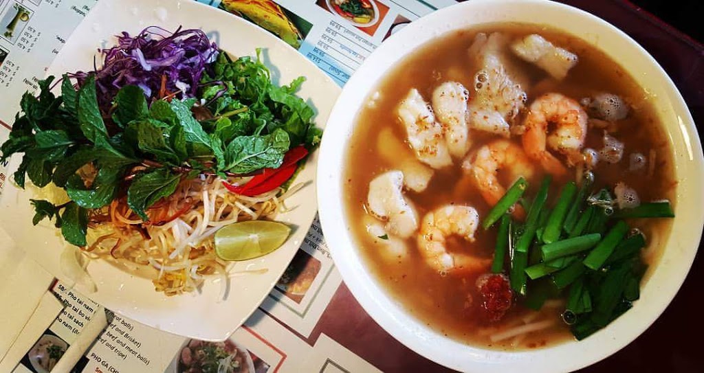 Pho Viet City | 14779 108 Ave, Surrey, BC V3R 1V9, Canada | Phone: (604) 584-2877