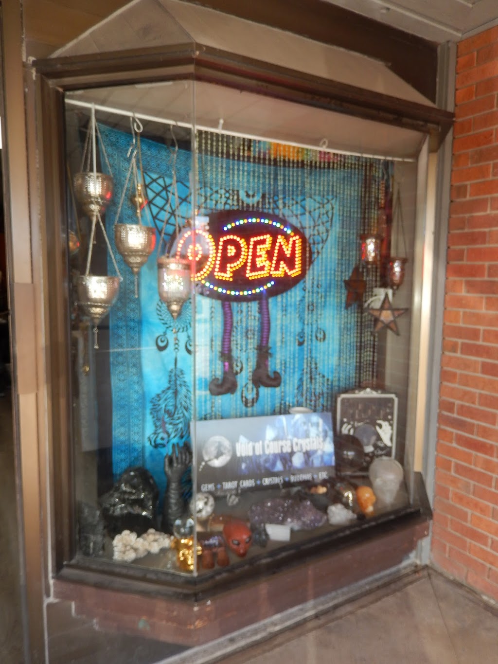 Void of Course Crystals | 33 Lakeshore Rd #23, St. Catharines, ON L2N 7B3, Canada | Phone: (905) 646-3435