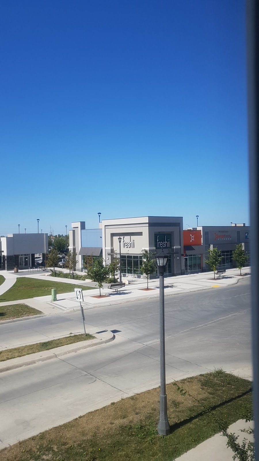 Freshii | 50 Sage Creek Blvd #800, Winnipeg, MB R3X 0J6, Canada | Phone: (204) 515-0776