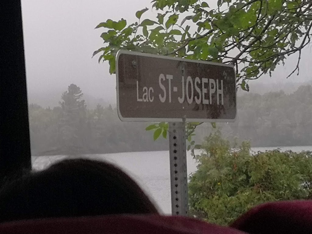 Église Saint-Adolphe-dHoward | 1845 Chemin du Village, Saint-Adolphe-dHoward, QC J0T 2B0, Canada | Phone: (819) 327-2711