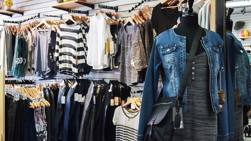 Columbia Cycle & Ski | 375 Laurier St, Invermere, BC V0A 1K0, Canada | Phone: (250) 342-6164