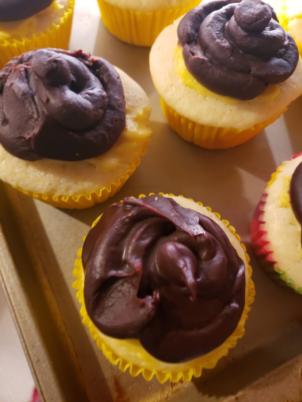 MERMS MUFFIN MADNESS N MORE | 273 Festival Way, Binbrook, ON L0R 1C0, Canada | Phone: (905) 518-3068