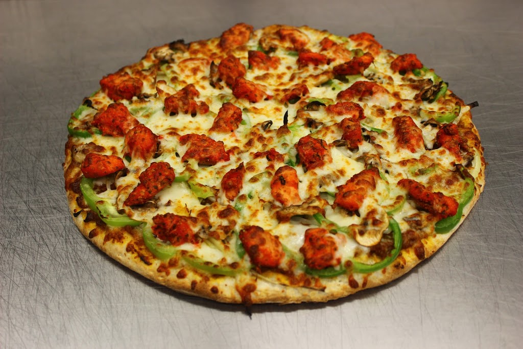 Roost & Grills | 1202 Bank St, Ottawa, ON K1S 3Y1, Canada | Phone: (613) 523-2255