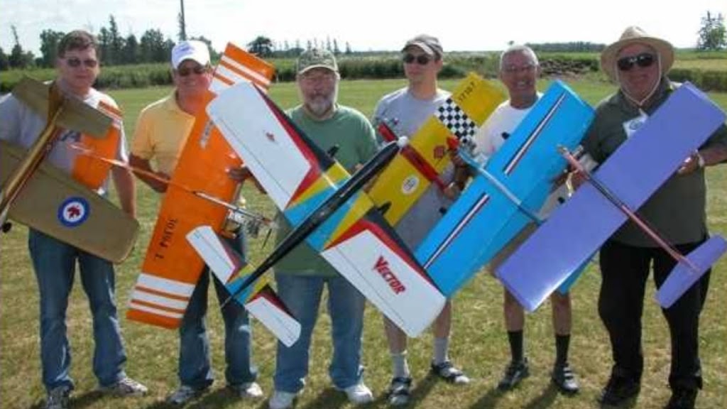 Perfect Circle Flying Club | 1229 Springfield Rd, Winnipeg, MB R2C 2Z2, Canada | Phone: (204) 667-1318