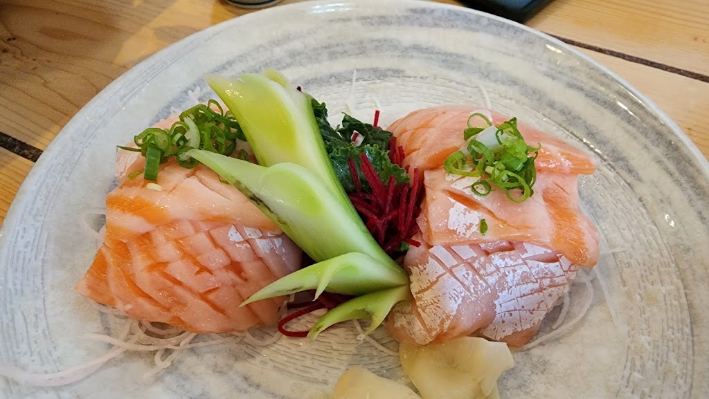 Sushi Iwa | 14959 Marine Dr, White Rock, BC V4B 1C3, Canada | Phone: (604) 560-1889