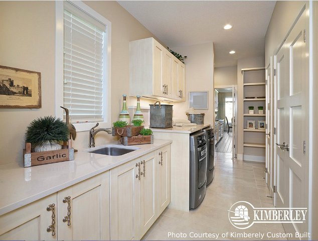 STC Custom Cabinets | 2363 90b St SW, Edmonton, AB T6X 1V8, Canada | Phone: (780) 860-9716