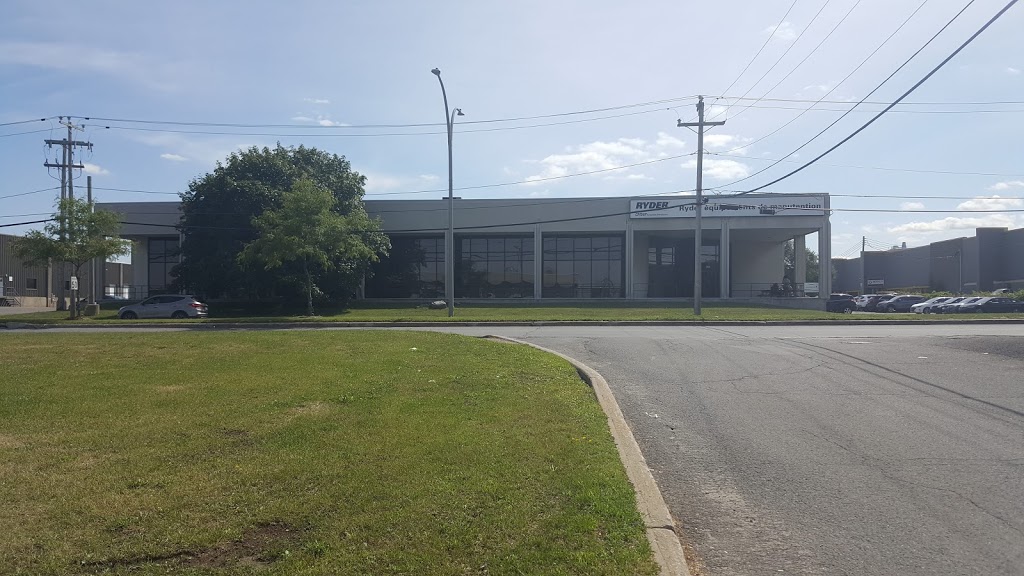 Crown Chariots Élévateurs | 3430 Rue Griffith, Saint-Laurent, QC H4T 1A7, Canada | Phone: (514) 342-3471