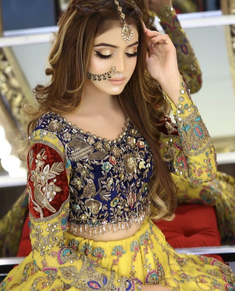 Hair and Makeup by Shelah | 27 Fruitvale Cir, Brampton, ON L7A 5B8, Canada | Phone: (437) 268-2727