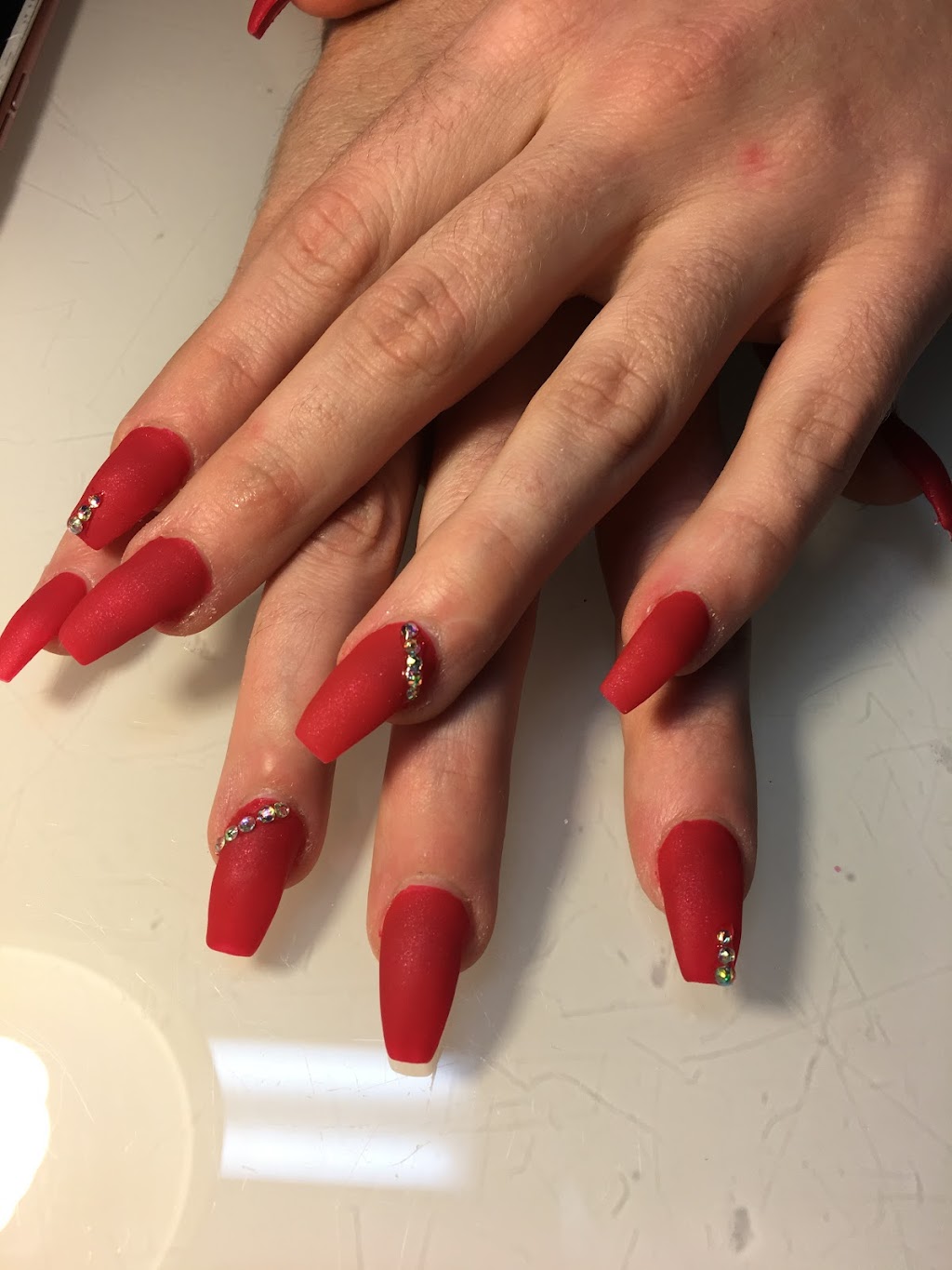 City Nails | 8 Queenston St, St. Catharines, ON L2R 4M4, Canada | Phone: (905) 685-2496