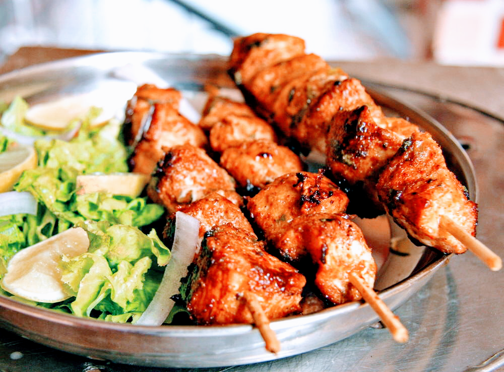 The Kolkata Club | 400 Scott St, St. Catharines, ON L2N 6T4, Canada | Phone: (905) 646-7770