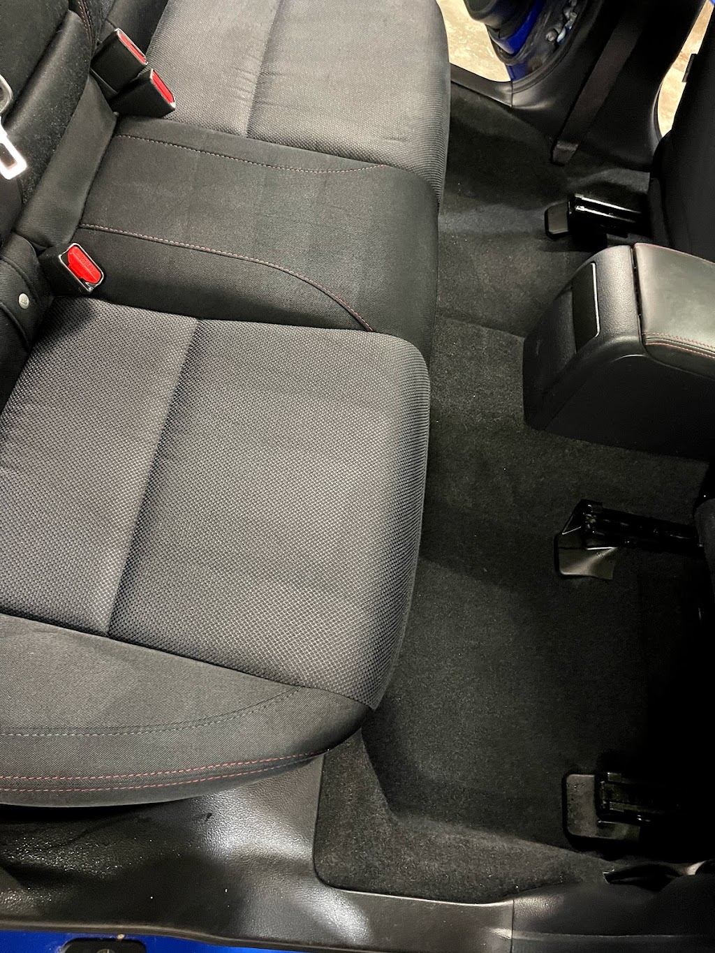 CR Auto Spa LTD Mobile Car Detailing | 6280 Beauséjour Dr, Orléans, ON K1C 6Z3, Canada | Phone: (613) 402-1989