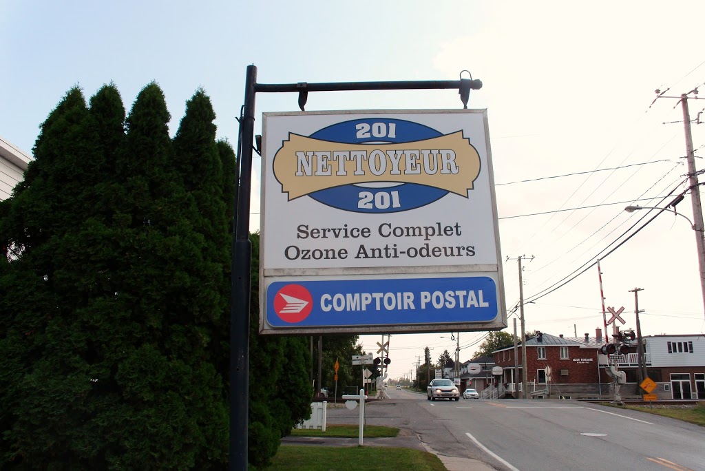 Comptoir Postal St-Clet | 590 201 Rte, Saint-Clet, QC J0P 1S0, Canada | Phone: (450) 456-9650