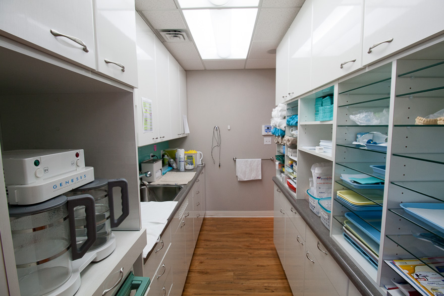 Family First Dental | 4850 Fraser St, Vancouver, BC V5V 4H4, Canada | Phone: (604) 876-4810
