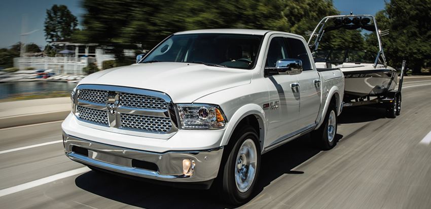Grenier Chrysler | 1245 Montée Masson, Terrebonne, QC J6W 6A6, Canada | Phone: (450) 471-4111