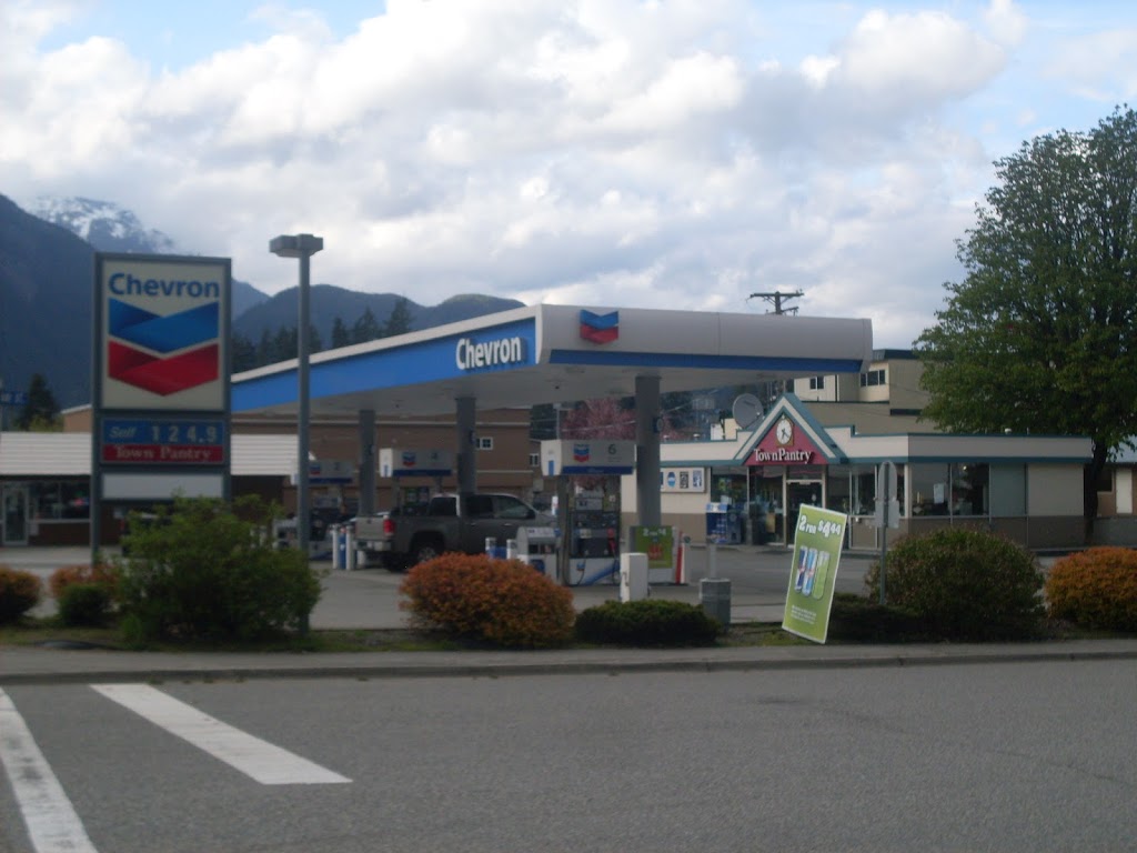 Chevron | 885 Water Ave, Hope, BC V0X 1L0, Canada | Phone: (604) 869-2773