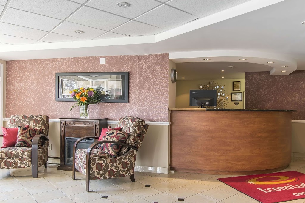 Econo Lodge | 265 Memorial Ave, Orillia, ON L3V 5X8, Canada | Phone: (705) 326-3554