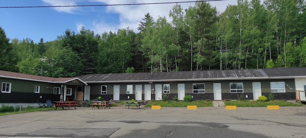 Motel chez Sam et Joe | 1038 Rue Principale, Pohénégamook, QC G0L 1J0, Canada | Phone: (418) 866-1094