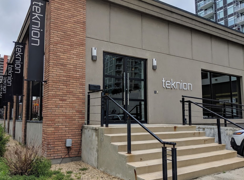 Teknion Furniture Systems | 940 11 Ave SW, Calgary, AB T2R 0E7, Canada | Phone: (403) 571-2190