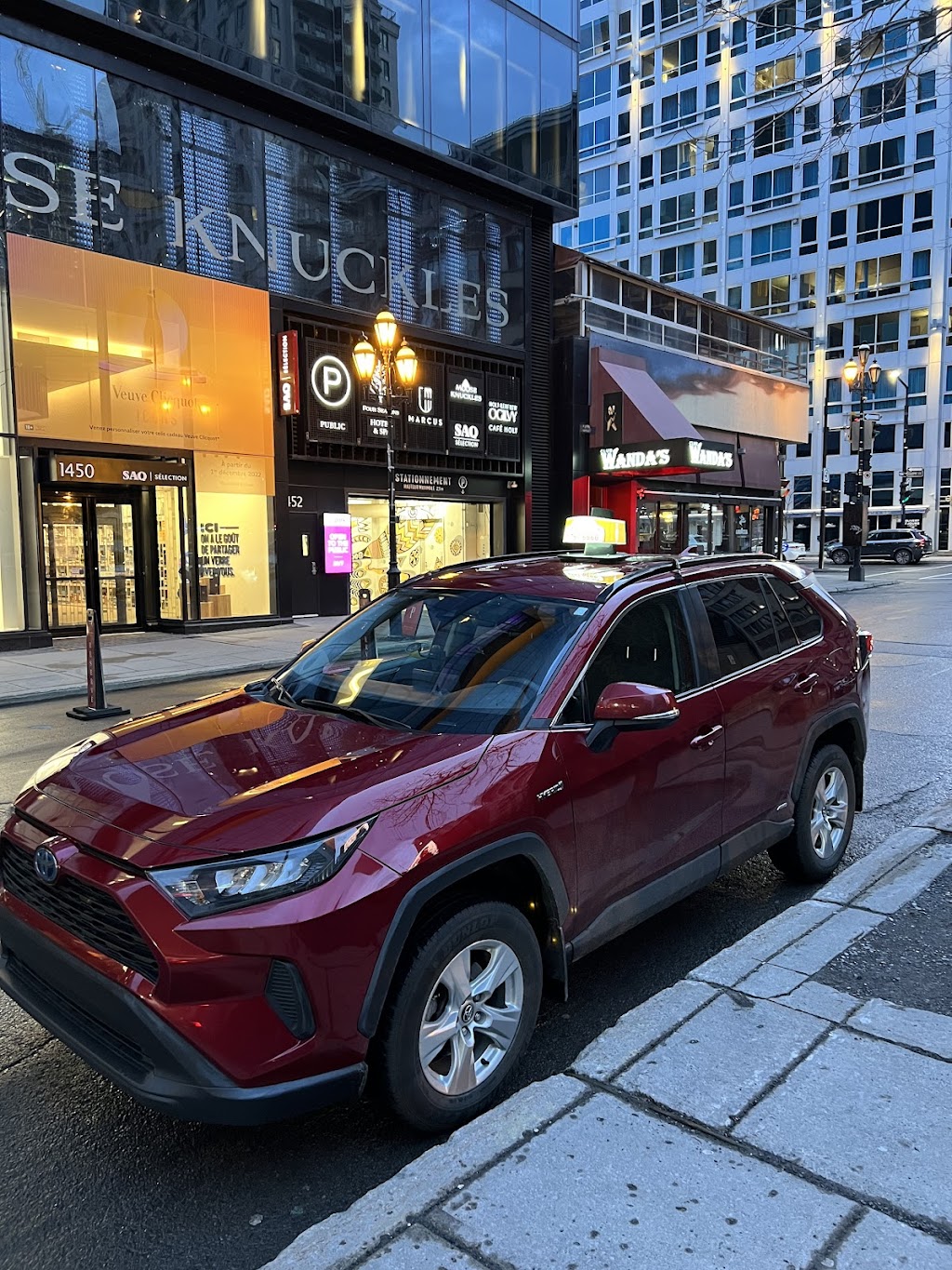Joshua taxi Lavaltrie | 165 Rue Roland Miron, Lavaltrie, QC J5T 1Z6, Canada | Phone: (514) 518-0256