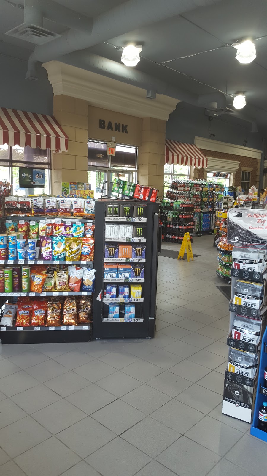 Circle K | 737 Gateway Rd, Winnipeg, MB R2K 2Y4, Canada | Phone: (204) 669-9675
