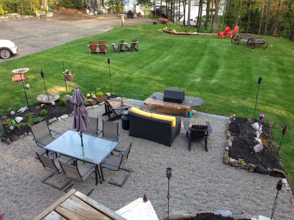 Days at the lake B&B Retreat | 1401 Muskoka District Road 169, Gravenhurst, ON P1P 1R2, Canada | Phone: (416) 220-3399
