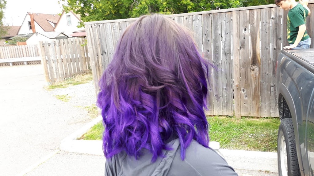 NDulgence Salon and Spa | 204 Kenilworth Ave N, Hamilton, ON L8H 4S2, Canada | Phone: (905) 548-6275