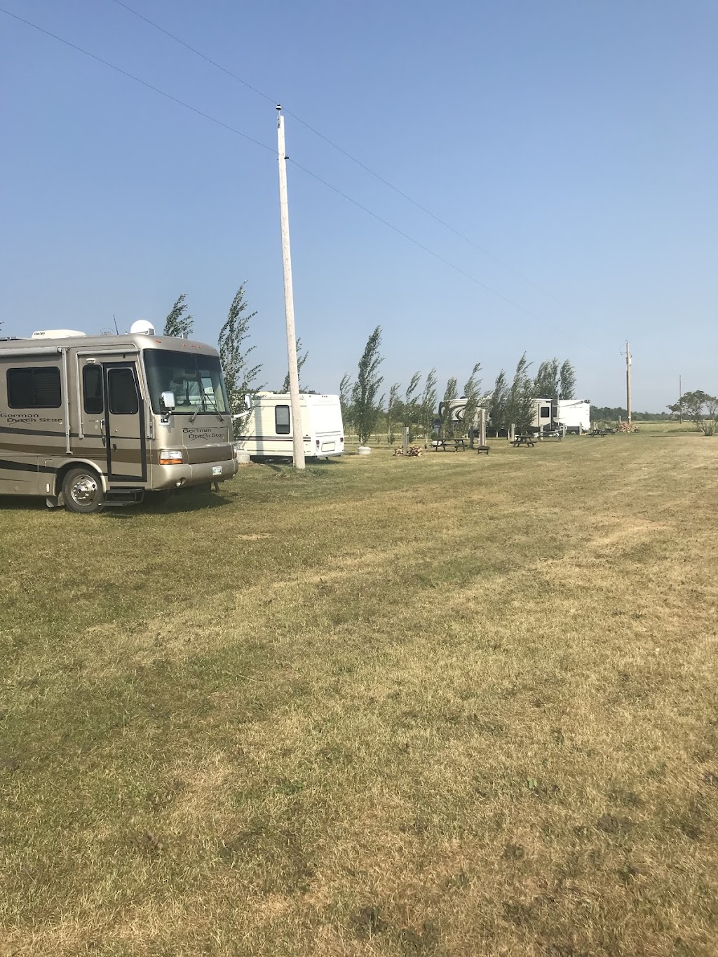 West Shore Hideaway | SW 7-20-9W, Amaranth, MB R0H 0B0, Canada | Phone: (204) 856-6632