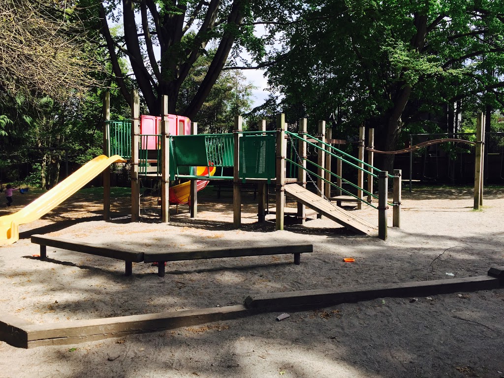 Tatlow Park | 2845 W 3rd Ave, Vancouver, BC V6K 1M8, Canada | Phone: (604) 873-7000