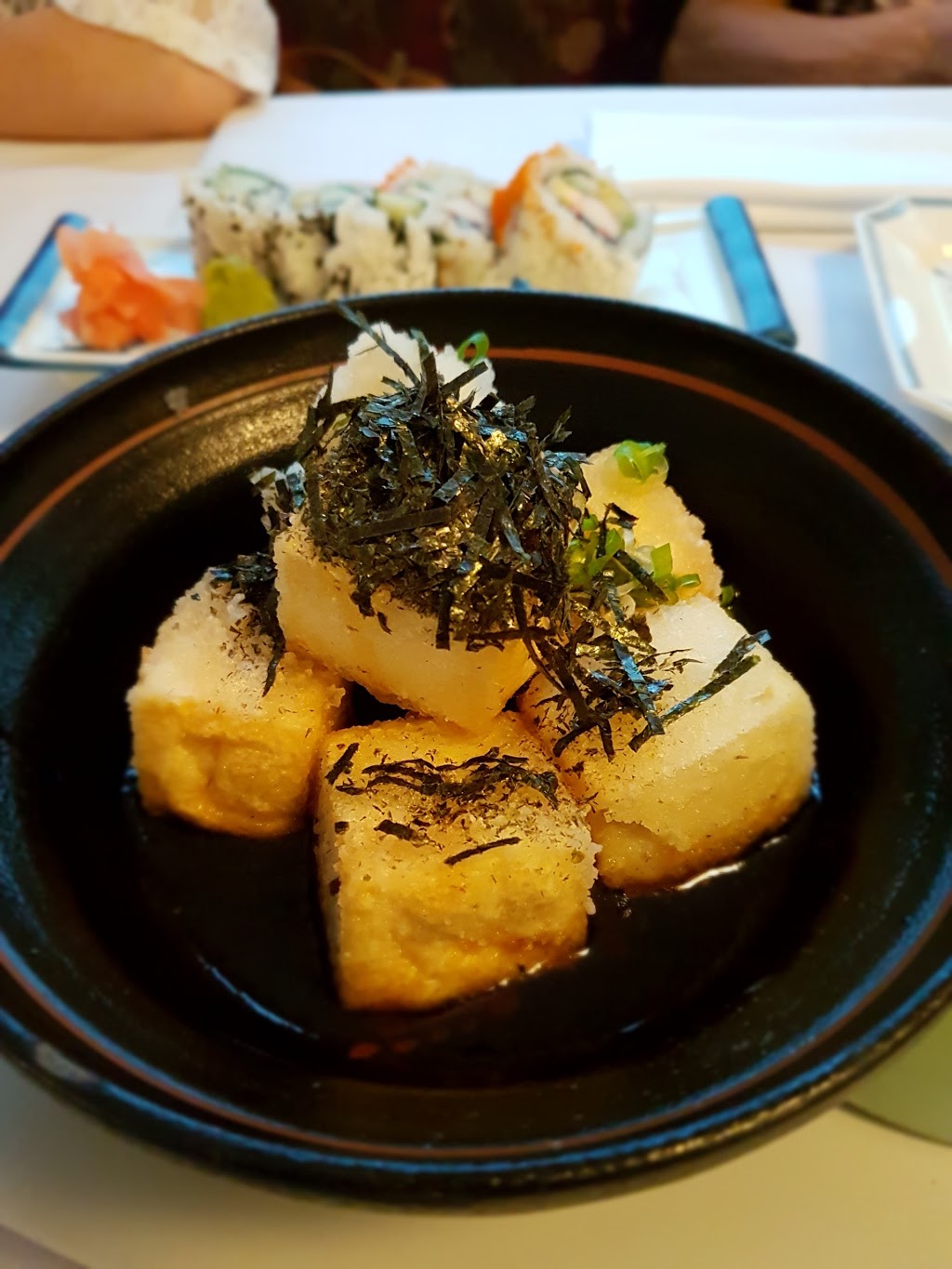 Sakura | 3450 Rue Drummond, Montréal, QC H3A 1B1, Canada | Phone: (514) 288-9122