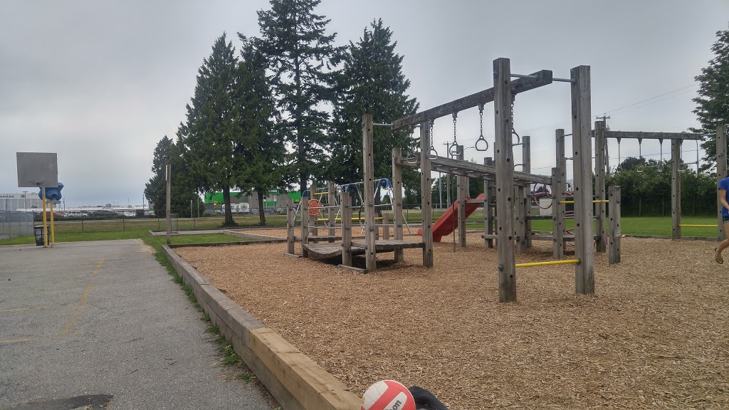 Sea Island Elementary School | 1891 Wellington Crescent, Richmond, BC V7B 1G6, Canada | Phone: (604) 668-6468