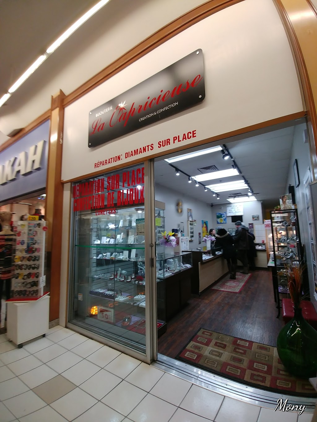 La Capricieuse | 7373 Boul Langelier, Saint-Léonard, QC H1S 1V7, Canada | Phone: (514) 886-4355