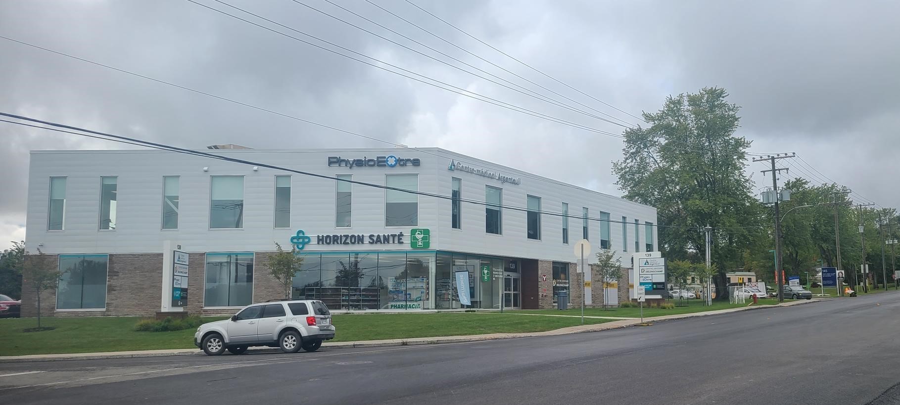 Pharmacie  Horizon Santé M. Elsaid & Tarek E.(Lachute) | 139 Av. de la Providence, Lachute, QC J8H 4E9, Canada | Phone: (450) 562-1555
