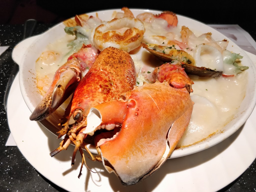 Cafe Hollywood | 7240 Kennedy Rd, Markham, ON L3R 7P2, Canada | Phone: (905) 477-8877