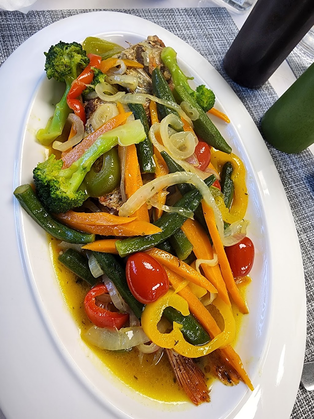 Fionas Cuisine | 16560 Hurontario St, Caledon Village, ON L7K 1W3, Canada | Phone: (647) 710-0471