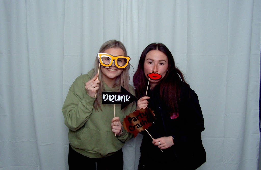 North Simcoe Photo Booth Co. | 72 Jephson St, Victoria Harbour, ON L0K 2A0, Canada | Phone: (705) 543-9468