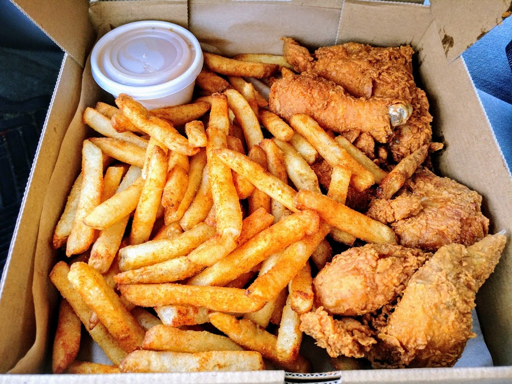 Brownies Chicken and Seafood | 22899 Dewdney Trunk Rd, Maple Ridge, BC V2X 3K8, Canada | Phone: (604) 479-2800