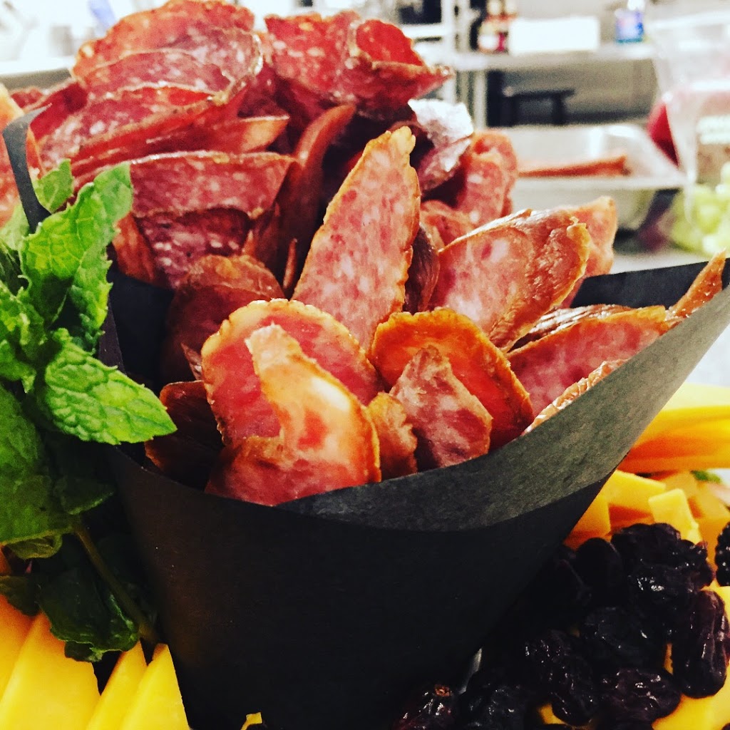 Gourmet Meats Ltd | 4262 ON-6, Mount Hope, ON L0R 1W0, Canada | Phone: (905) 679-6821