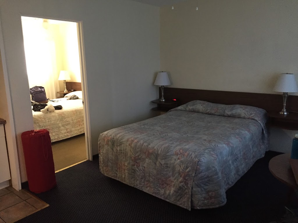 Redford Motel & R V | 3723 Redford St, Port Alberni, BC V9Y 3S3, Canada | Phone: (250) 724-0121